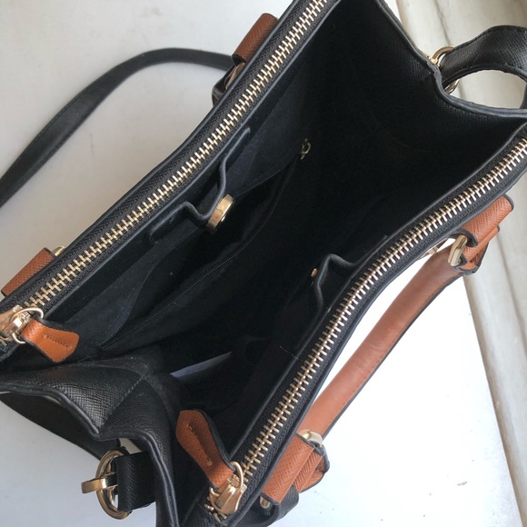 Call it Spring handbag with adjustable strap - Picture 3 of 6